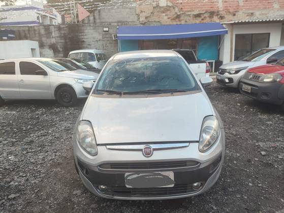 FIAT PUNTO 1.6 ESSENCE 16V FLEX 4P MANUAL